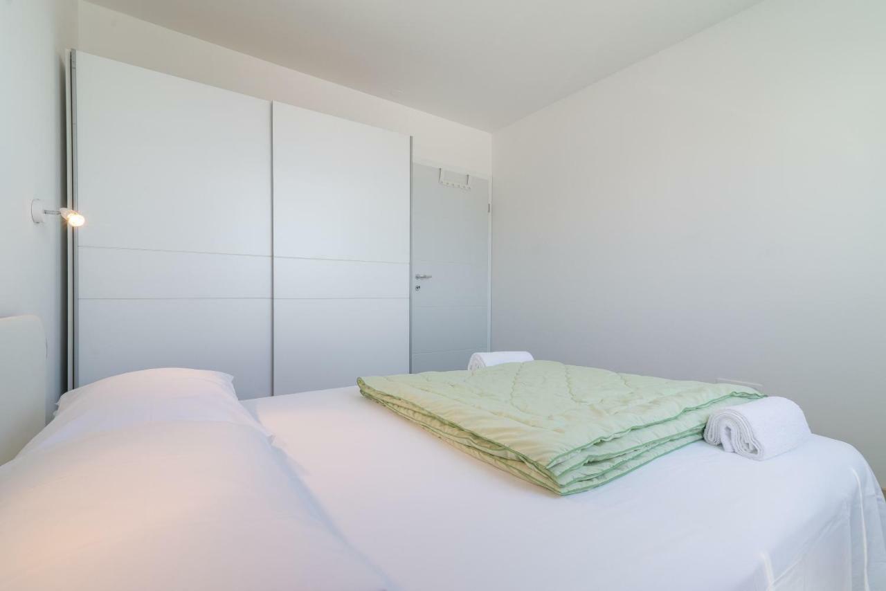 Beachfront Sisa Primosten