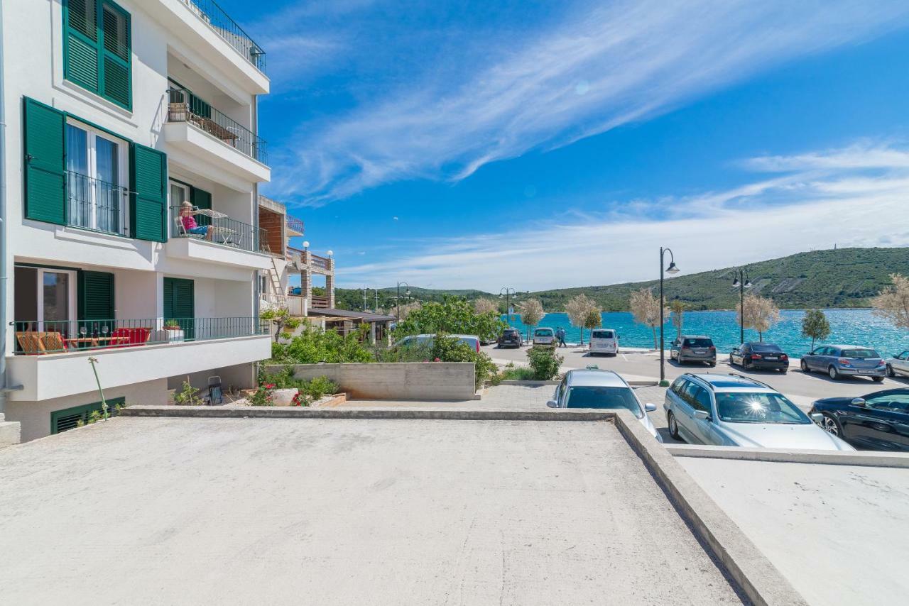 Beachfront Sisa Primosten